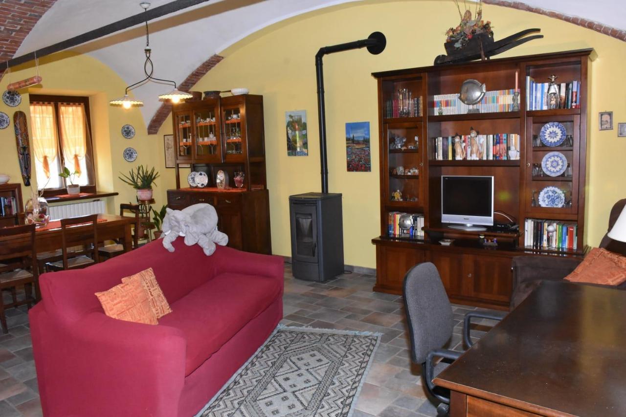 Bed and Breakfast La Casa Di Enzo Lequio Tanaro Экстерьер фото